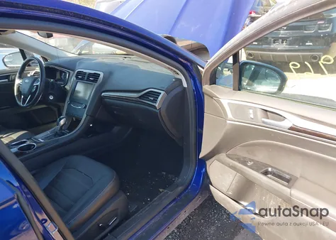 2013 Ford Fusion Se z USA, uszkodzony, nr VIN 3FA6P0HR3DR384800